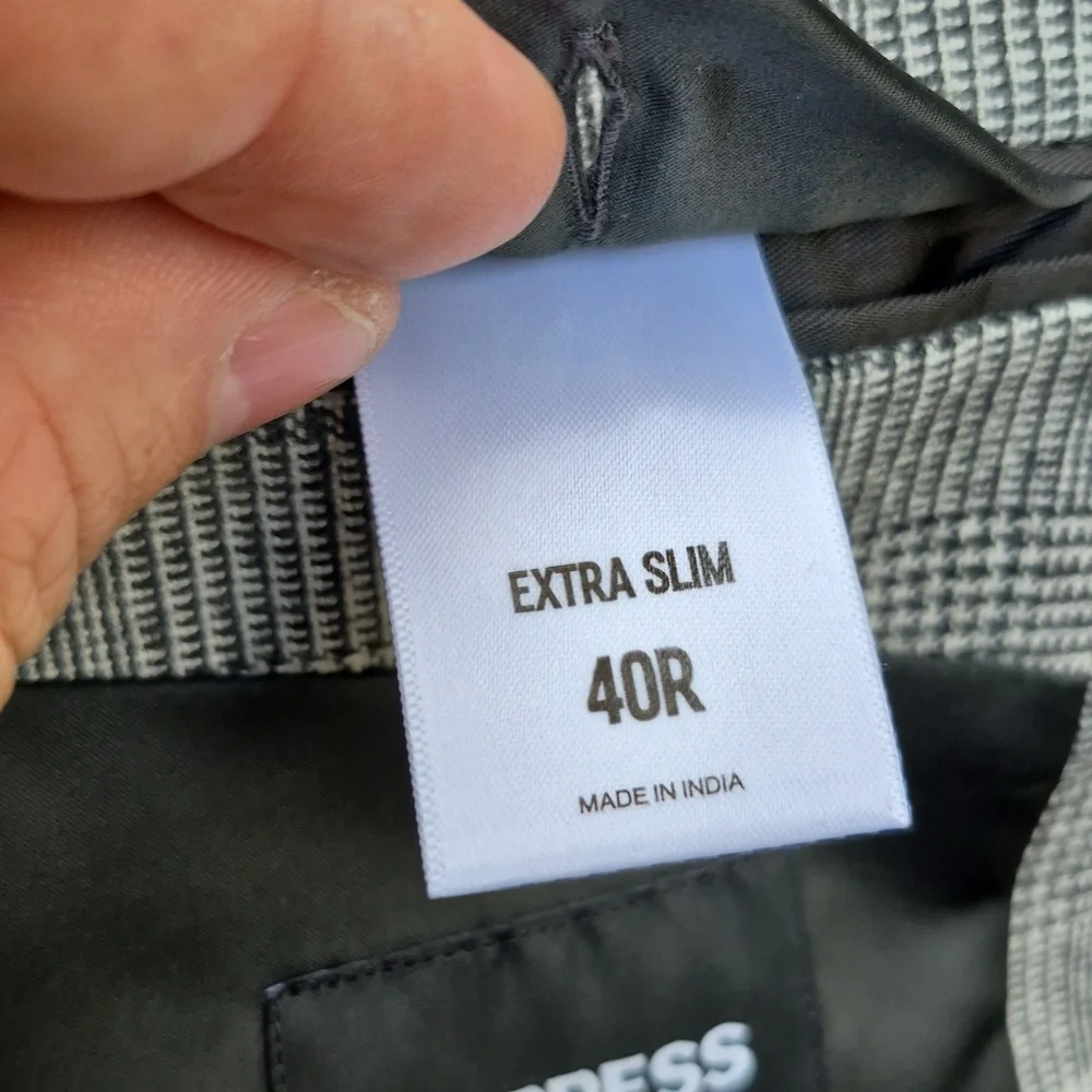 EXPRESS Grey White Plaid Wool Cotton Blend Sz 40 R Extra Slim‎ Mens Sport Coat